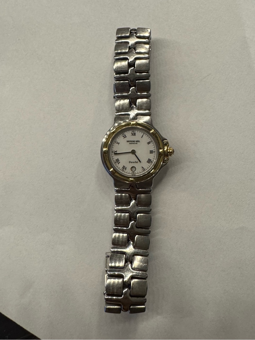 Raymond Weil Parsifal two-tone watch— silver stainless steel and 18k yellow gold - Picture 3 of 14